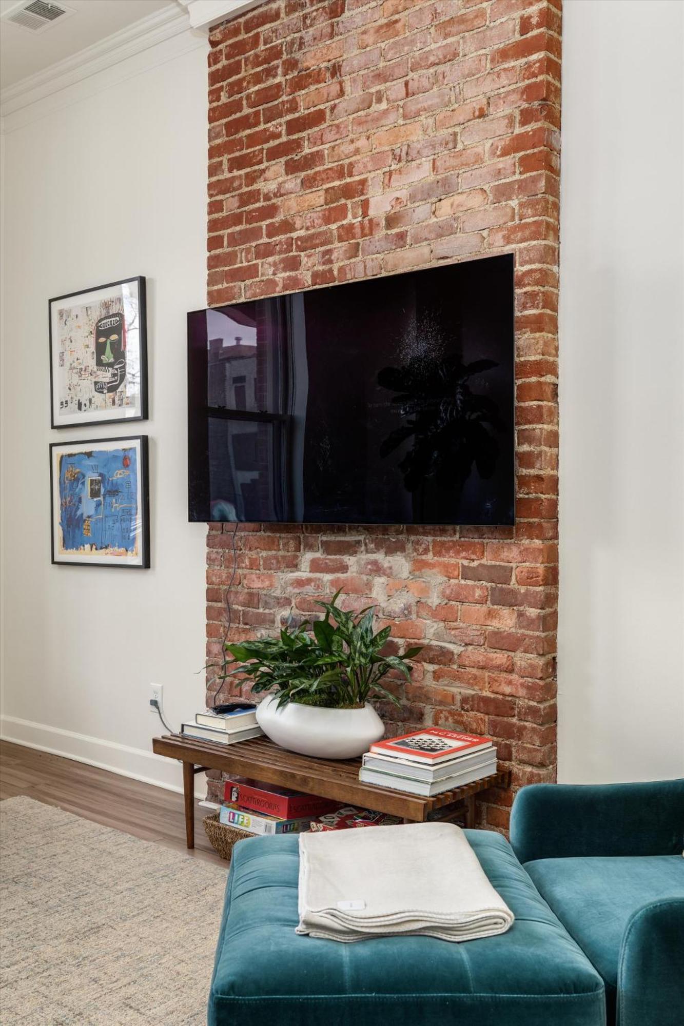 The Lumber Baron's Mansion: 2 King Suites, 2.5ba + Gym Apartamento Detroit