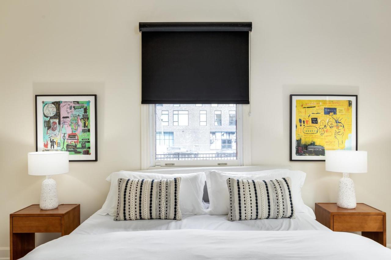 The Lumber Baron's Mansion: 2 King Suites, 2.5ba + Gym Detroit